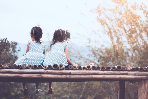 How to Tell Twins Apart Easily